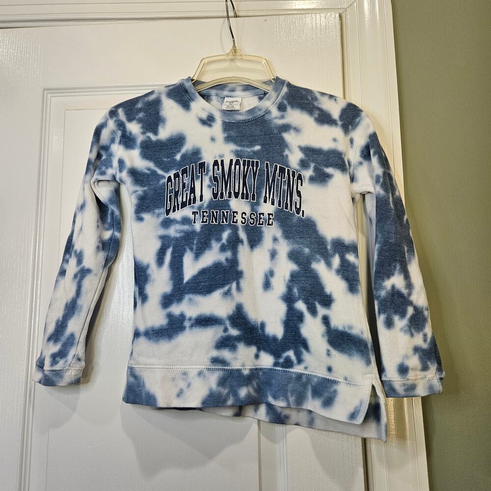 Great Smoky Mtns. Tennessee Girl's Sz M‎ Blue and White Tie Dye Sweatshirt